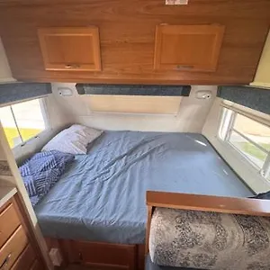 Ranny's Private Homestay Calgary